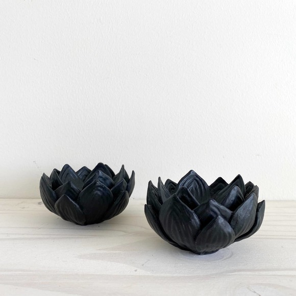 Lotus Flower Style Candle Holders Matte Black Set of 2 - Picture 2 of 8